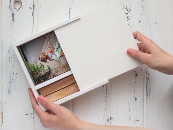 Caja de madera Blanca para fotos 10x15 c/tapa madera Ref.P00CF13B1