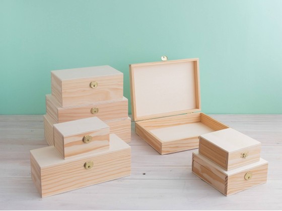 Wooden box with hinge and clasp various sizes