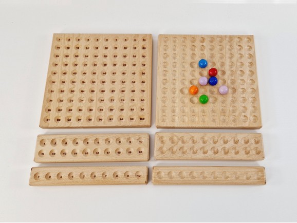 Tablero de madera para bolas Ø20 mm.Ref.MO196