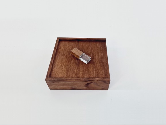 Aged Box Pack 10x15 photos + PenDrive Ref.PackCF13TCH8