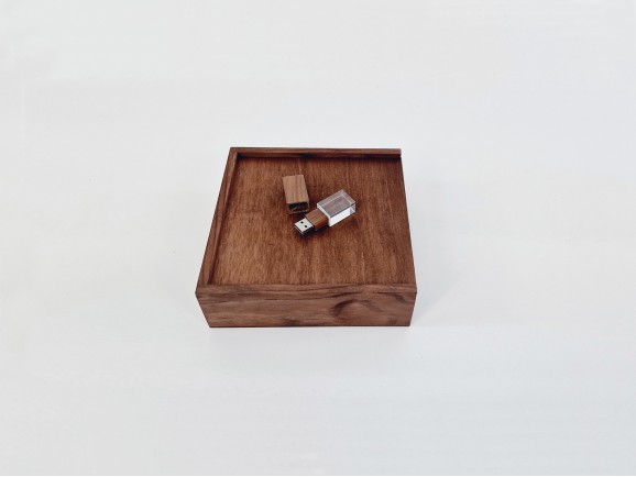 Aged Box Pack 10x15 photos + PenDrive Ref.PackCF13TCH8