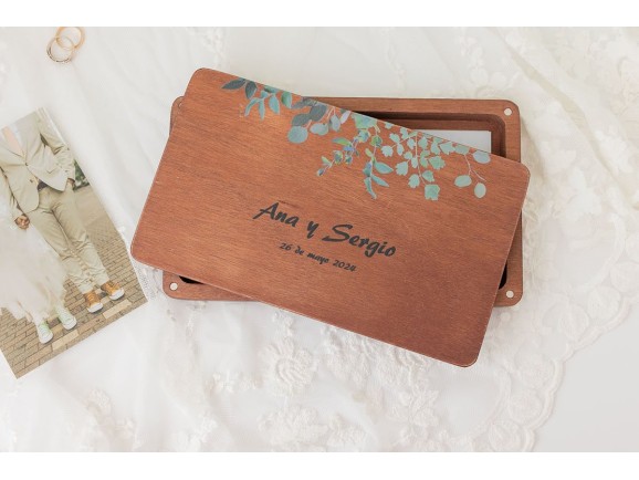 Varnished photo box with magnets 2 sizes Ref.PCF5V