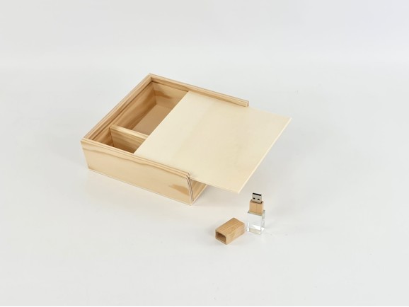 Pack Box photos 10x15 + PenDrive Ref.PackCF13CH5