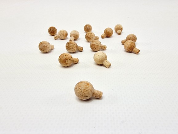 Beech ball handle Ø1 cm. with spigot Ref.1