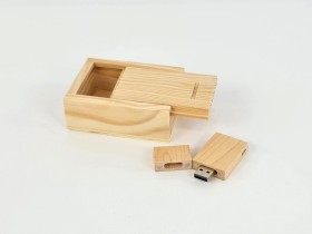 Pack PenDrive Madera + Caja Natural P1002 Ref.Pack1002CH2