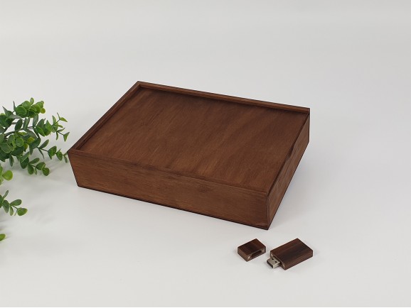 PenDrive de madera Oscura clásico con imán Ref.USBCH3