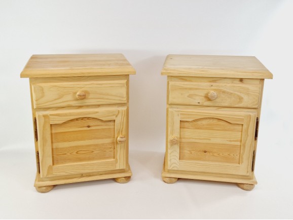 Rustic bedside table with door and drawer Ref.2253