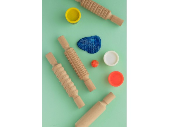 Wooden rollers for plasticine 4 units. Ref.OP211425