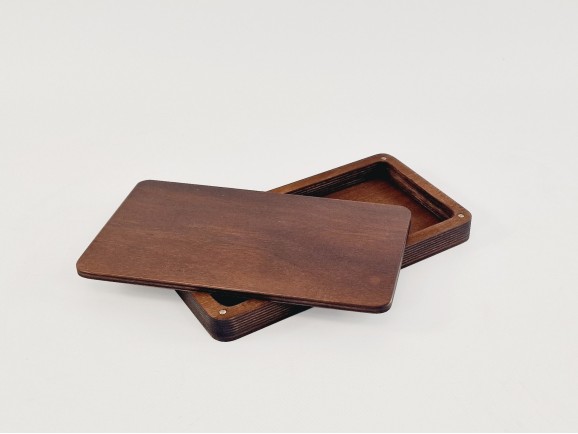 Wooden box 22x12x2.5 cm. walnut varnished with magnets Ref.PCF5SVC