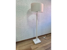 Straight floor lamp Ref. 3615