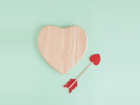 Solid wood heart 22x22x2 cm. Ref.AT11419