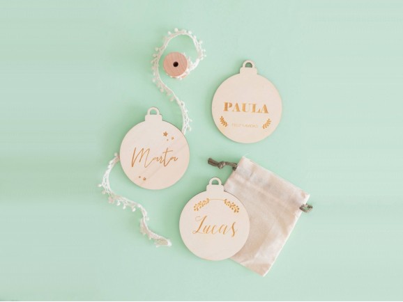 Wooden silhouette ball for Name Ref.H3733