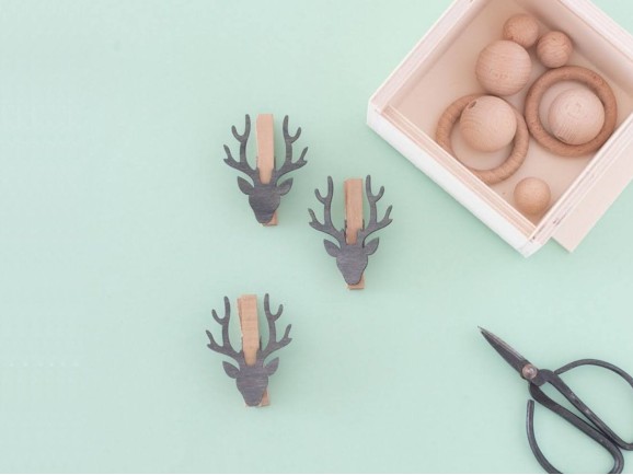 Wooden clothespin with deer head Ref.OP820512