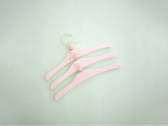 White wood coat hanger children's clothing Ref.VG2801