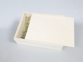 Wooden box 32x25x6 cm. with sliding cover Ref.P1454C8N