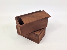 Aged wooden box 20x11x9 cm. with sliding lid Ref.PC5AT