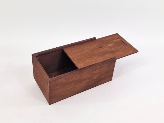 Aged wooden box 20x11x9 cm. with sliding lid Ref.PC5AT