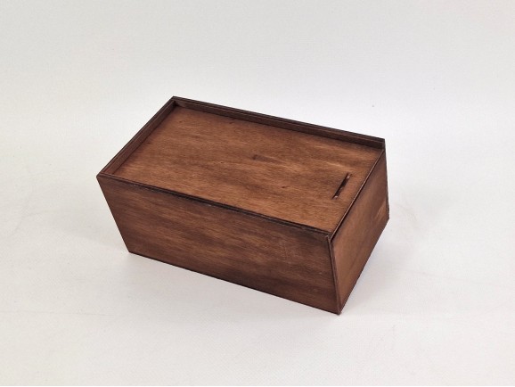 Aged wooden box 20x11x9 cm. with sliding lid Ref.PC5AT