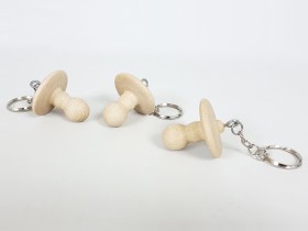 Wooden Pacifier Keychain Ref.CC91