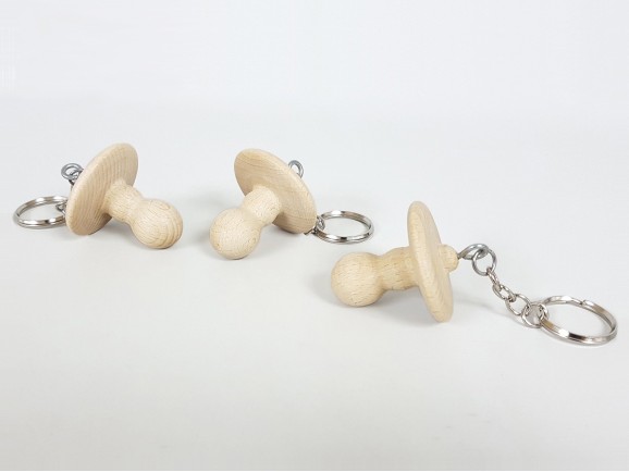 Wooden Pacifier Keychain Ref.CC91