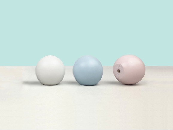 Child handles Ball Color Smooth 4 cm.