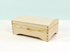 Wooden chest 30x20x12.5 cm. with key Ref.DRPK345