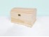Baúl de madera 29x21x18 cm. c/tapa curva rayada Ref.AR08861