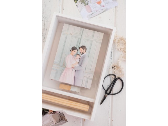 Caja de madera Blanca para fotógrafos c/tapa metacrilato Ref.P1454DBM