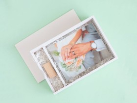 White wooden box for photographers Ref.P1454DB