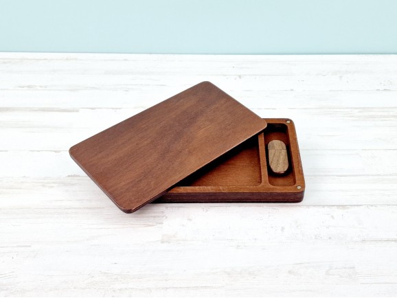 Pack Caja Envejecida barnizada c/imanes fotos 10x15 + PenDrive Ref.PackF5VCCH10