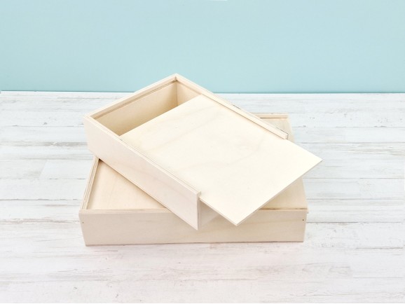 Wooden box 25x19x6 cm. with Sliding cover Ref.P1454C4N