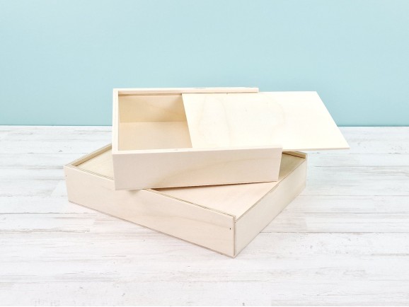 Wooden box 25x19x6 cm. with Sliding cover Ref.P1454C4N