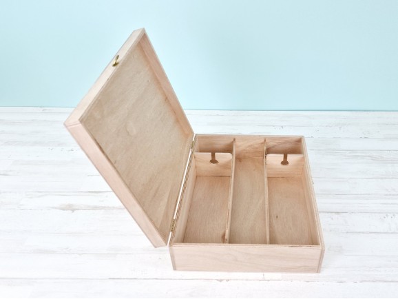 Caja madera 1 Botella + 2 copas bisagra y broche Ref.PC33