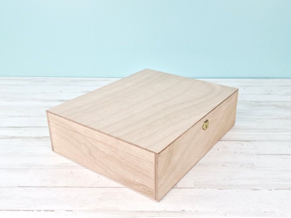 Caja madera 1 Botella + 2 copas bisagra y broche Ref.PC33