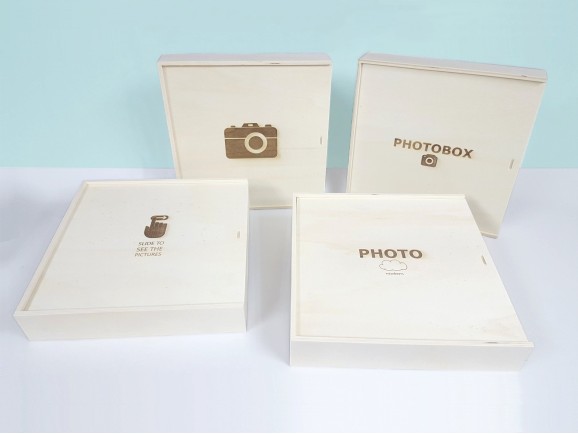 Wooden box 28.5x28.5x6.5 with sliding lid Ref.P1454C8-27