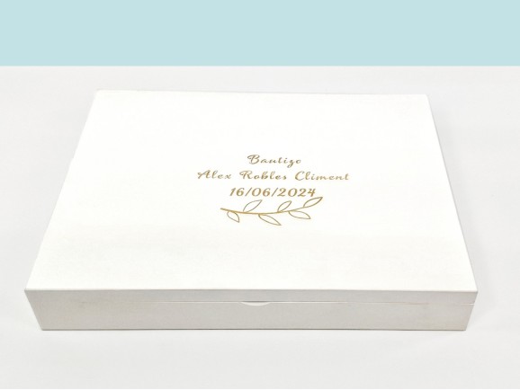 Wooden box for 30x30 album with magnetic clasp and dividers, 3 finishes Ref.P1454C8FI