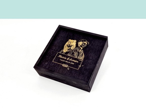 Black Box 10x15 photos with Wood Lid Ref.P00CF13N