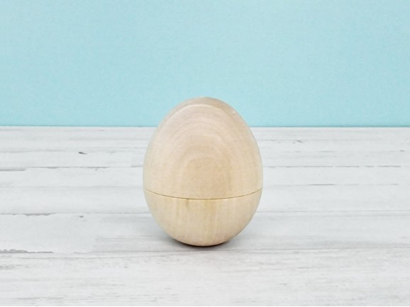 Caja huevo de madera alto 7 cm. Ref.DRWS804