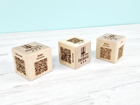 QR wooden cube 5,5x5,5 cm. Ref.MOQR