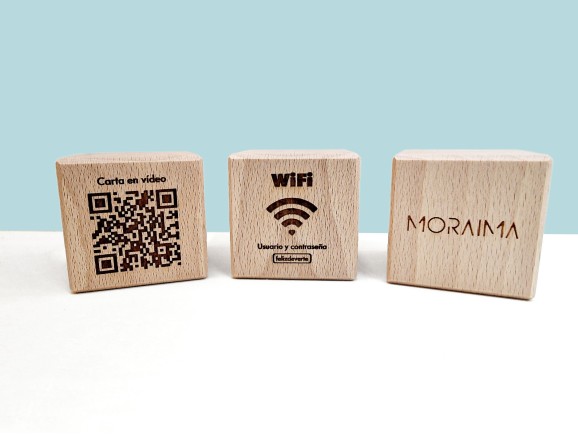 Cubo de madera QR 5,5x5,5 cm. Ref.MOQR