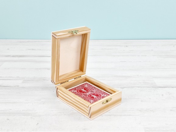 Caja de madera 8x11x5 cm. para 1 baraja Ref.PC103