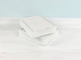 Caja de madera pino Blanca 29x24x7 cm. c/tapa corredera Ref.PF2025B