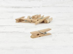 Pinza pequeña de madera 3,5 cm.