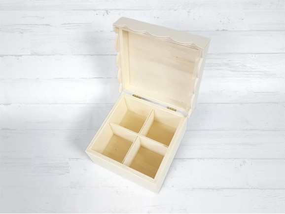 Caja de madera 16x16x9 cm. 4 divisiones Ref.P35C47RA