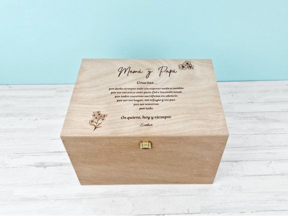 Caja de madera 39x29x24 cm. c/bisagras, broche y asas Ref.P50C52
