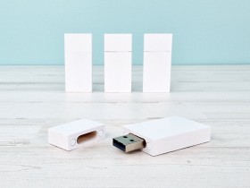 PenDrive de madera clásico blanco con imán Ref.USBCH11