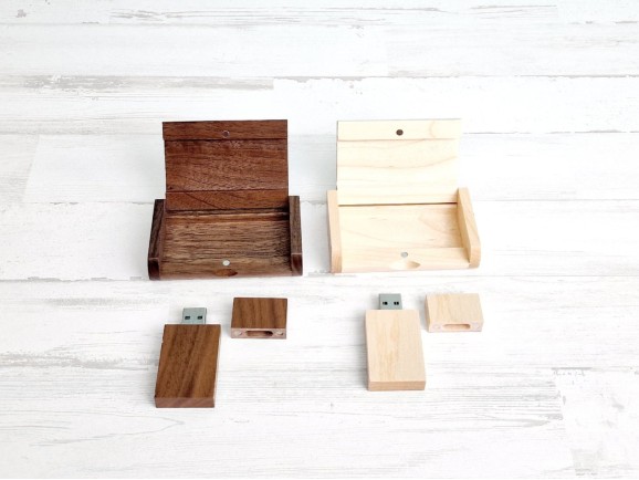 Classic PenDrive Pack + Wooden Box Ref.PackS261