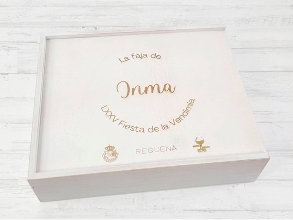 Caja de madera pino Blanca 29x24x7 cm. c/tapa corredera Ref.PF2025B