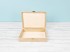 Caja de madera 26x19x6 cm. c/bisagra, broche maleta Ref.PC6FM