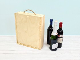 Pine wood box with 3 bottles of cava with sliding lid Ref.DRSW233